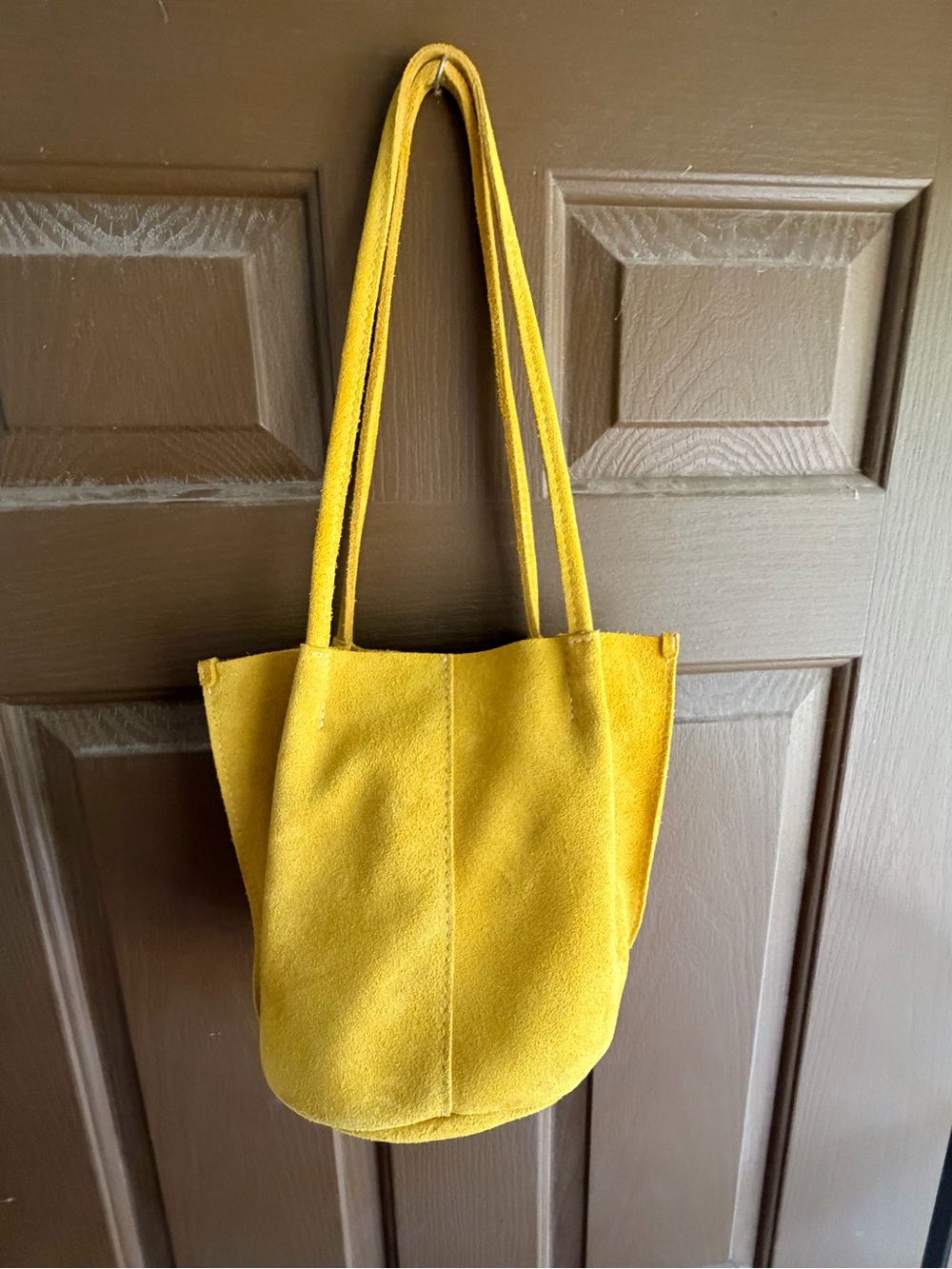 Portland Leather Small Classic Devan Tote